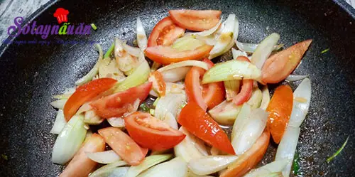 Hướng dẫn l&agrave;m mực x&agrave;o chua ngọt ngon kh&oacute; cưỡng 4