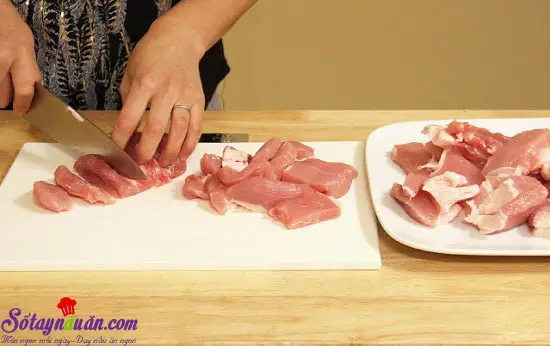 C&aacute;ch l&agrave;m thịt chua ngọt kiểu H&agrave;n 2