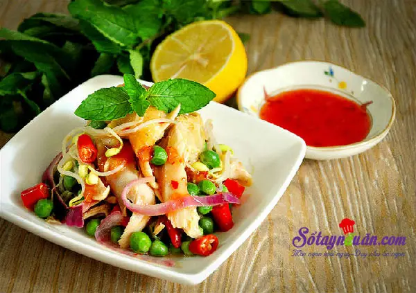 Nộm gà chua ngọt – thực đơn giảm cân